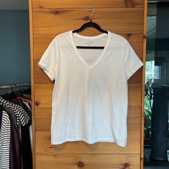Universal Thread White T Shirt - L - Picture 2 of 7